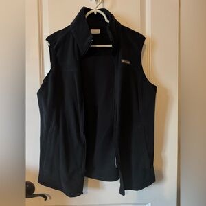 Columbia vest